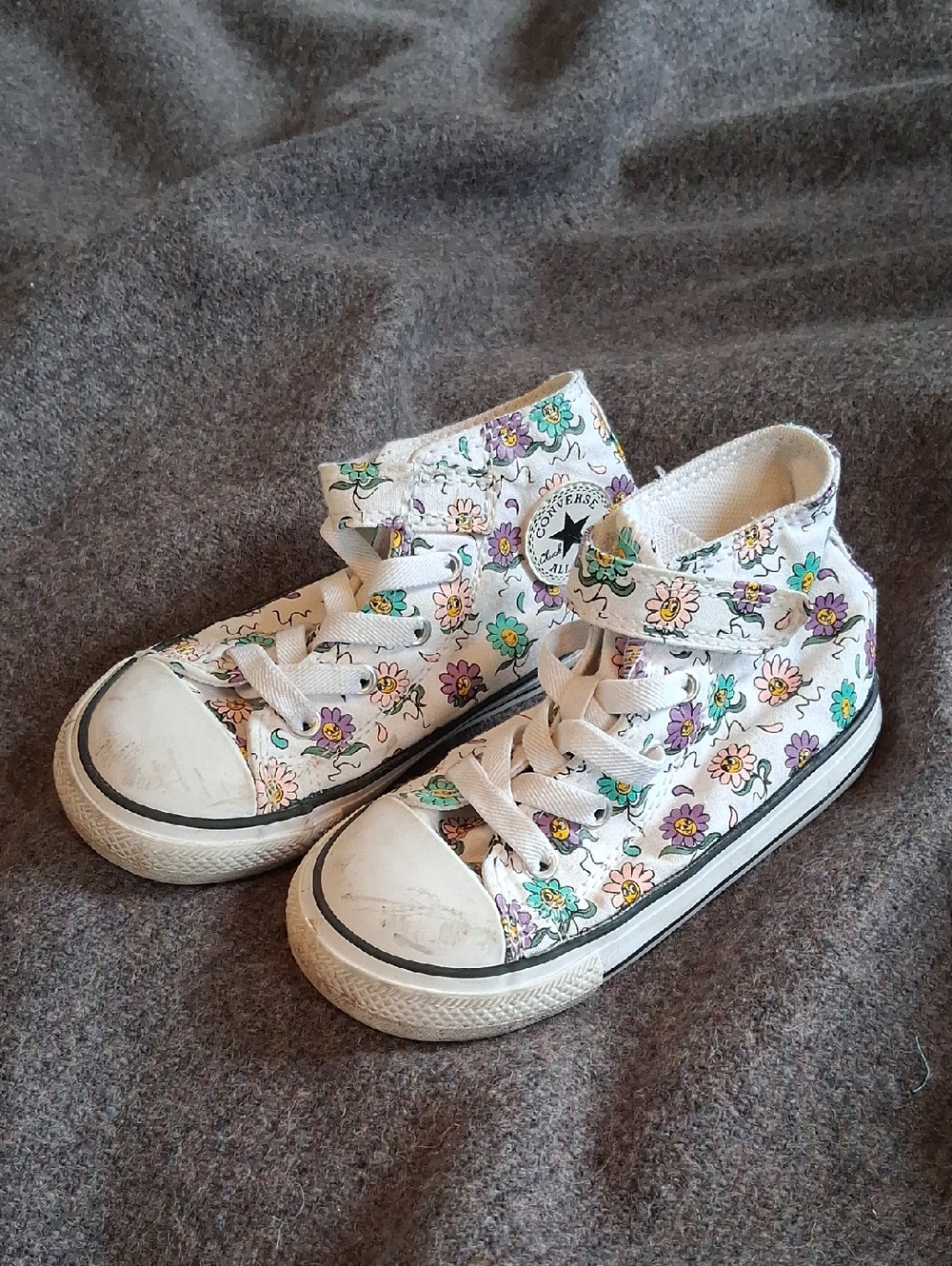 Converse Floral Girls Sneakers